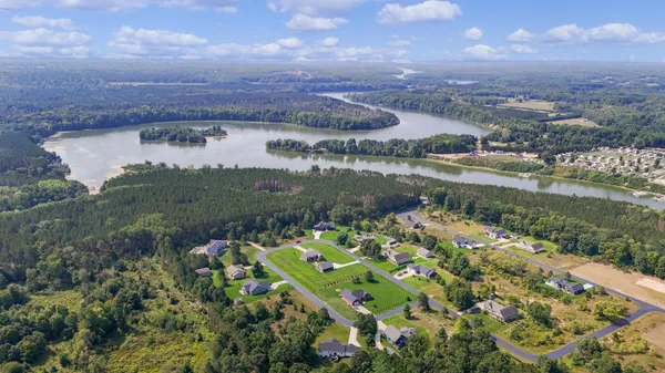 $689,900 | 21889 Hilltop Circle, Stanwood, MI 49346