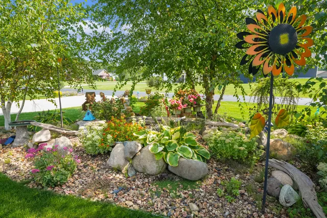 $689,900 | 21889 Hilltop Circle, Stanwood, MI 49346