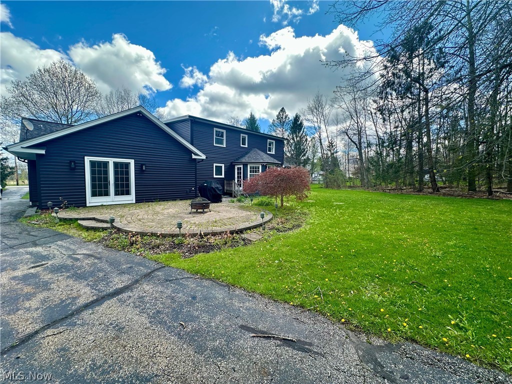 12560 Bass Lake Road Chardon, OH 44024 - Photo 5 of 26