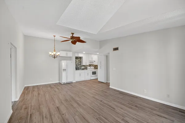 $1,800 | 812 Sky Pine Way, Unit D3, Greenacres, FL 33415