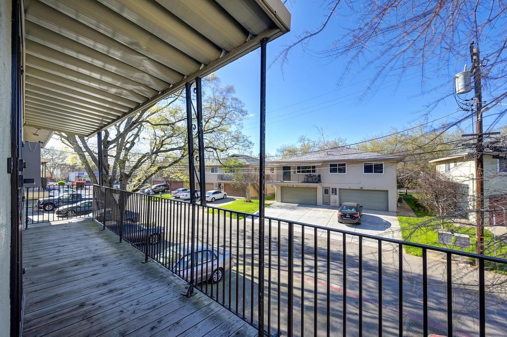 10803 Coloma Road, Unit 4 Rancho Cordova, CA 95670 - Photo 45 of 49 a view of a porch with wooden fence