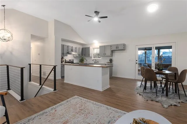 $320,000 | 308 17th Avenue North, Greenwood, MO 64034