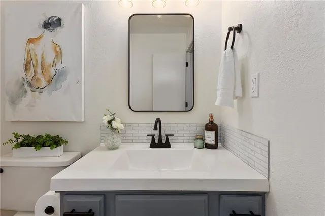 $320,000 | 308 17th Avenue North, Greenwood, MO 64034