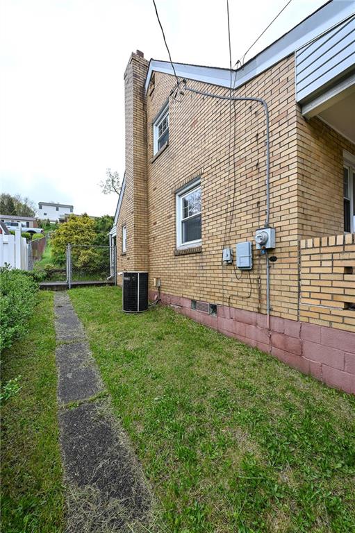 1129 Broughton Road Pittsburgh, PA 15236 - Photo 21 of 25 Gallery Image 21