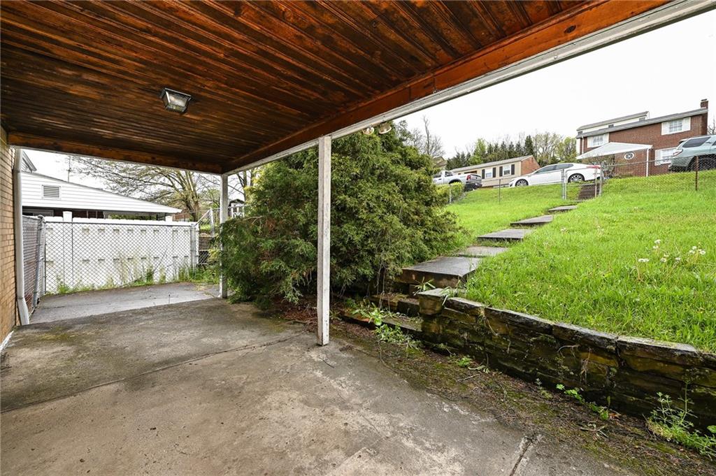 1129 Broughton Road Pittsburgh, PA 15236 - Photo 22 of 25 Gallery Image 22