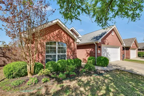 $319,000 | 6216 Gillispie Drive, Fort Worth, TX 76132