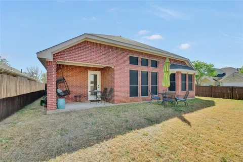 $319,000 | 6216 Gillispie Drive, Fort Worth, TX 76132