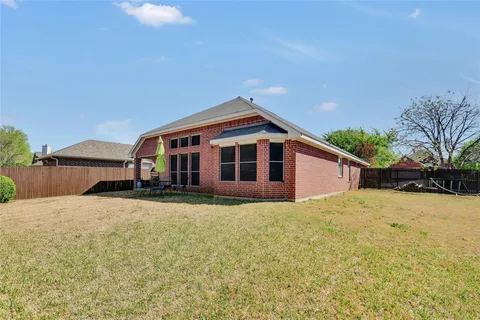 $319,000 | 6216 Gillispie Drive, Fort Worth, TX 76132