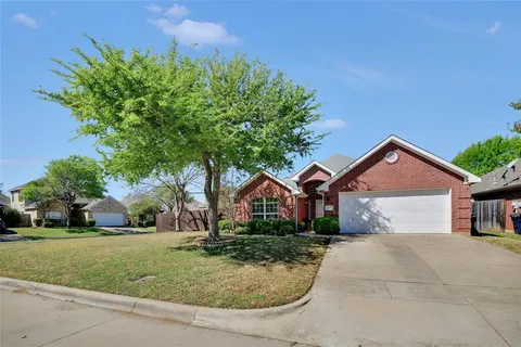 $319,000 | 6216 Gillispie Drive, Fort Worth, TX 76132