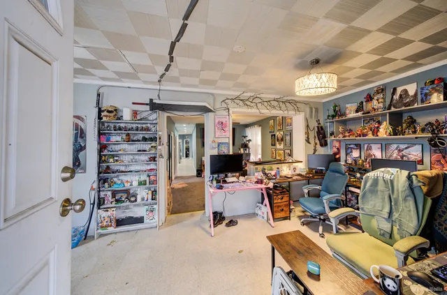 a view of a storage & utility room