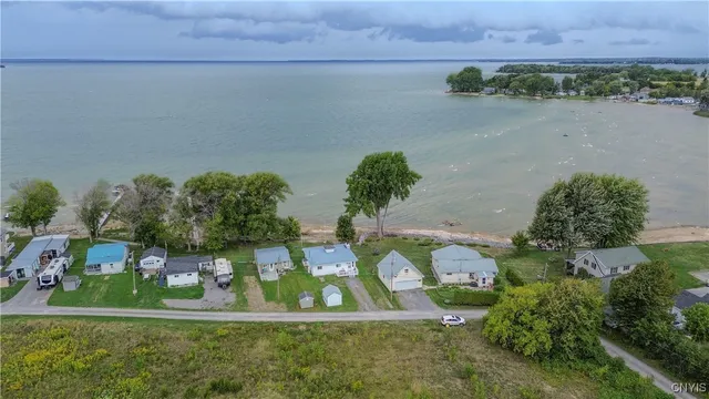 $325,000 | 18121 Howes Shore Road, Hounsfield, NY 13685