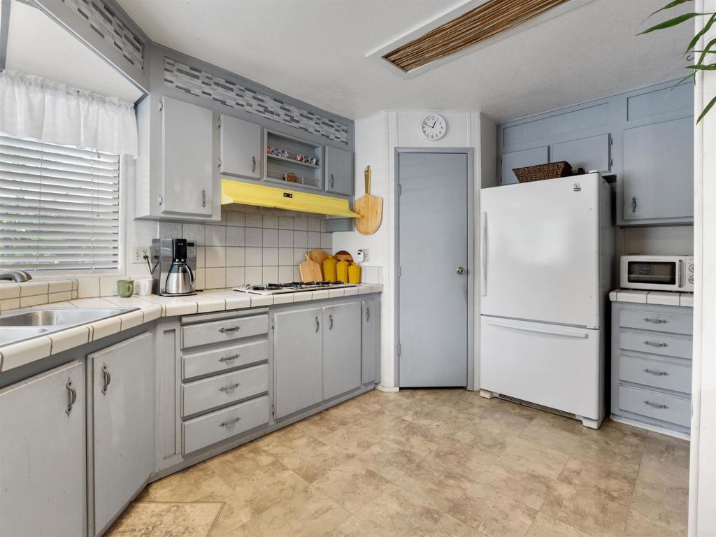 4747 Oak Crest Road, Unit 87 Fallbrook, CA 92028 - Photo 8 of 40