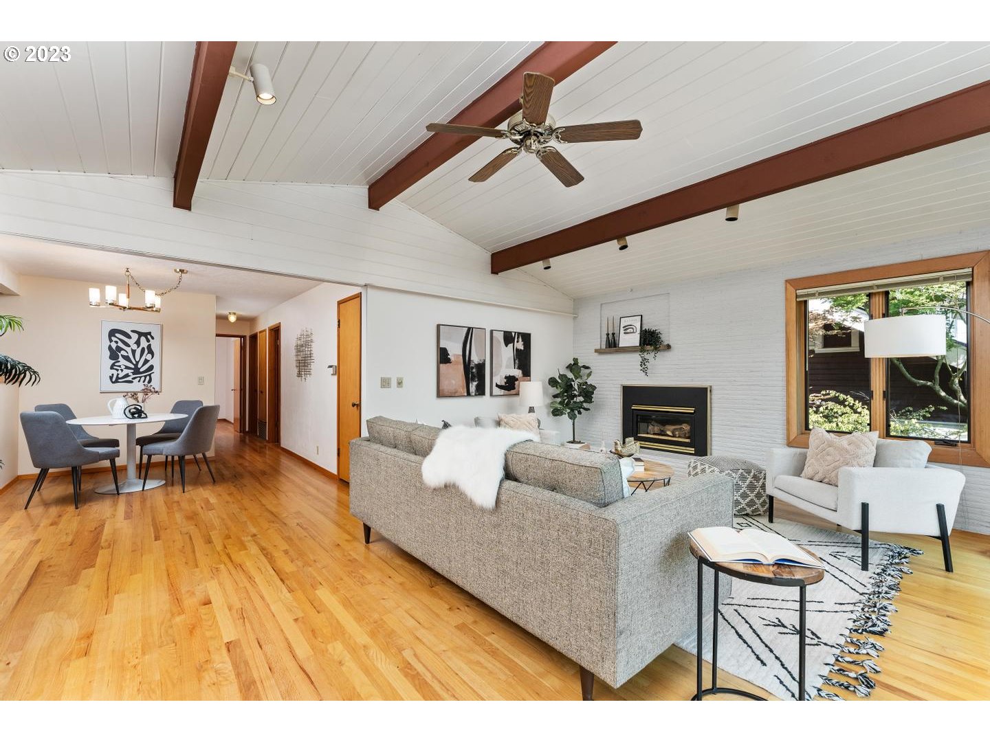 201 Southwest Bancroft Street Portland, OR 97239 - Photo 11 of 44 Gallery Image 11