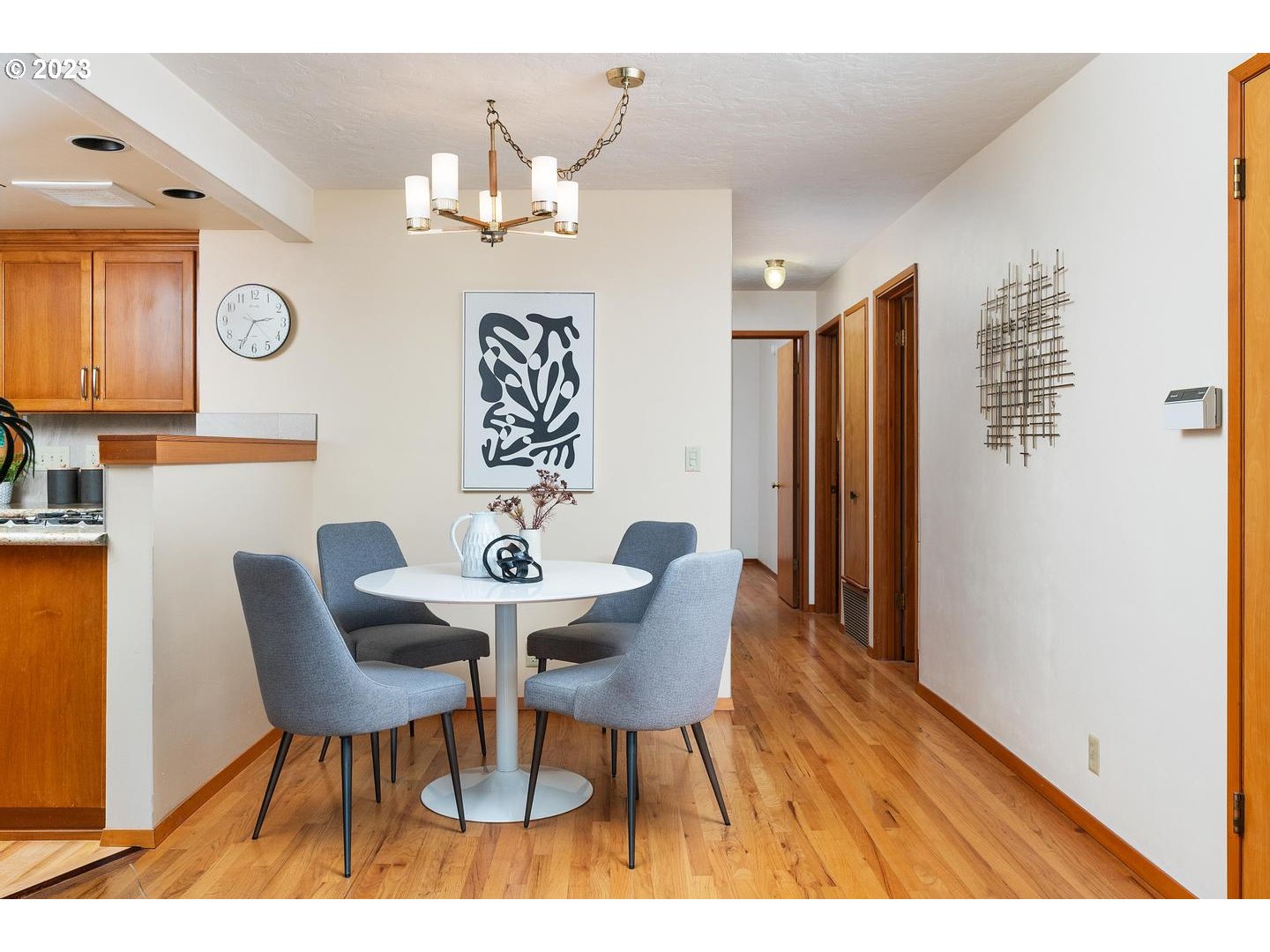 201 Southwest Bancroft Street Portland, OR 97239 - Photo 14 of 44 Gallery Image 14