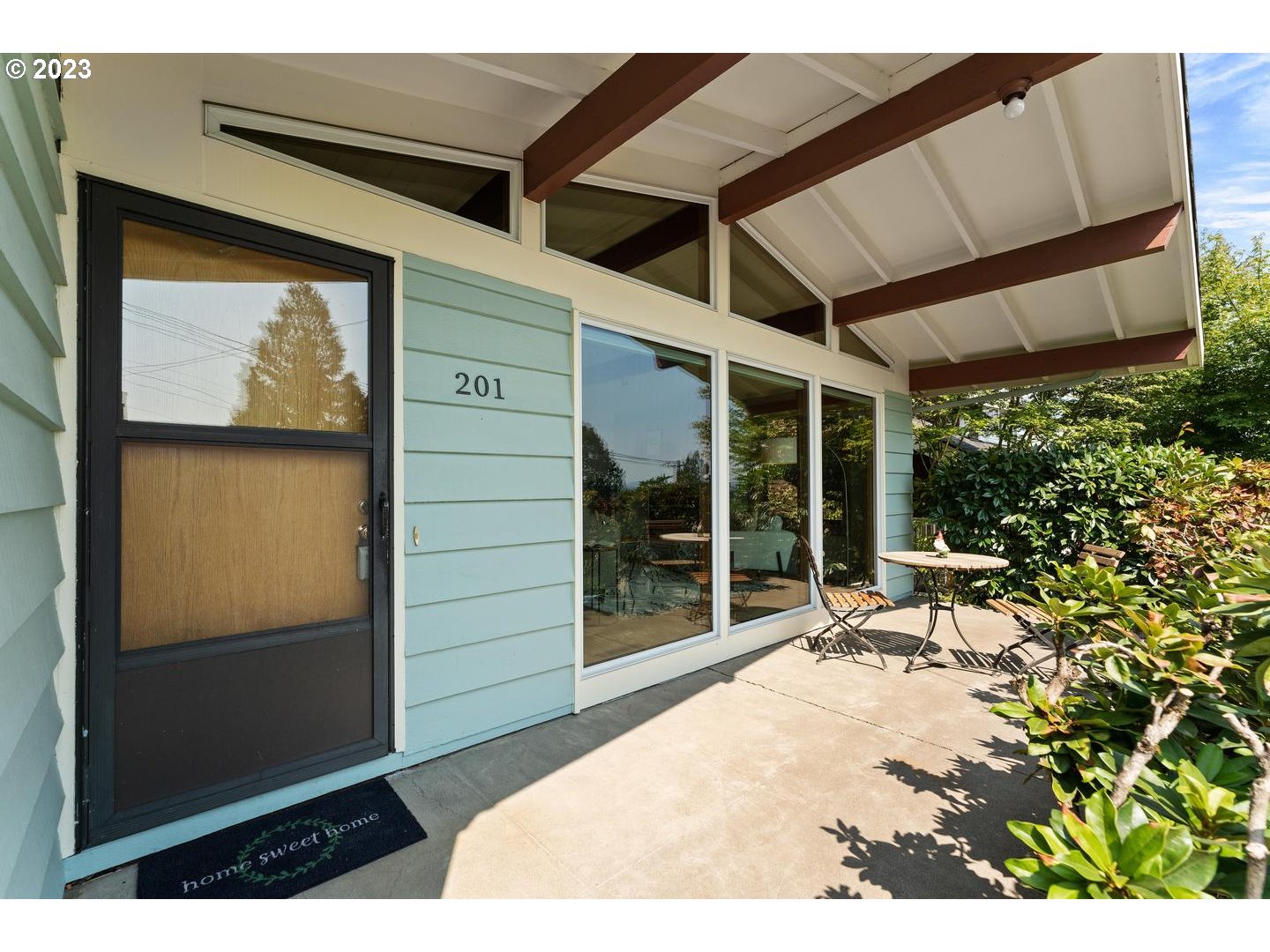 201 Southwest Bancroft Street Portland, OR 97239 - Photo 6 of 44 Gallery Image 6