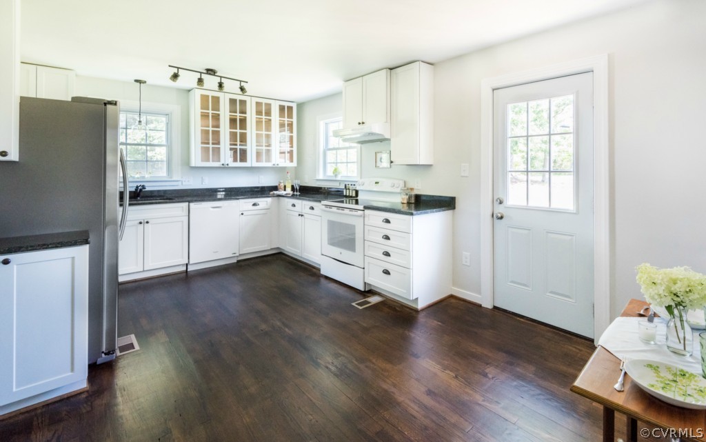 6306 Engel Road Richmond, VA 23226 - Photo 9 of 22 Gallery Image 9