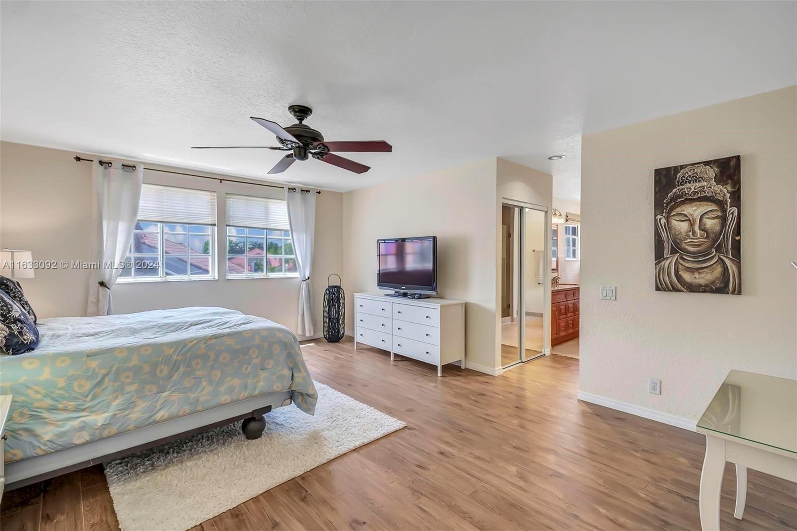 303 Bridgeton Road Weston, FL 33326 - Photo 16 of 49 Gallery Image 16