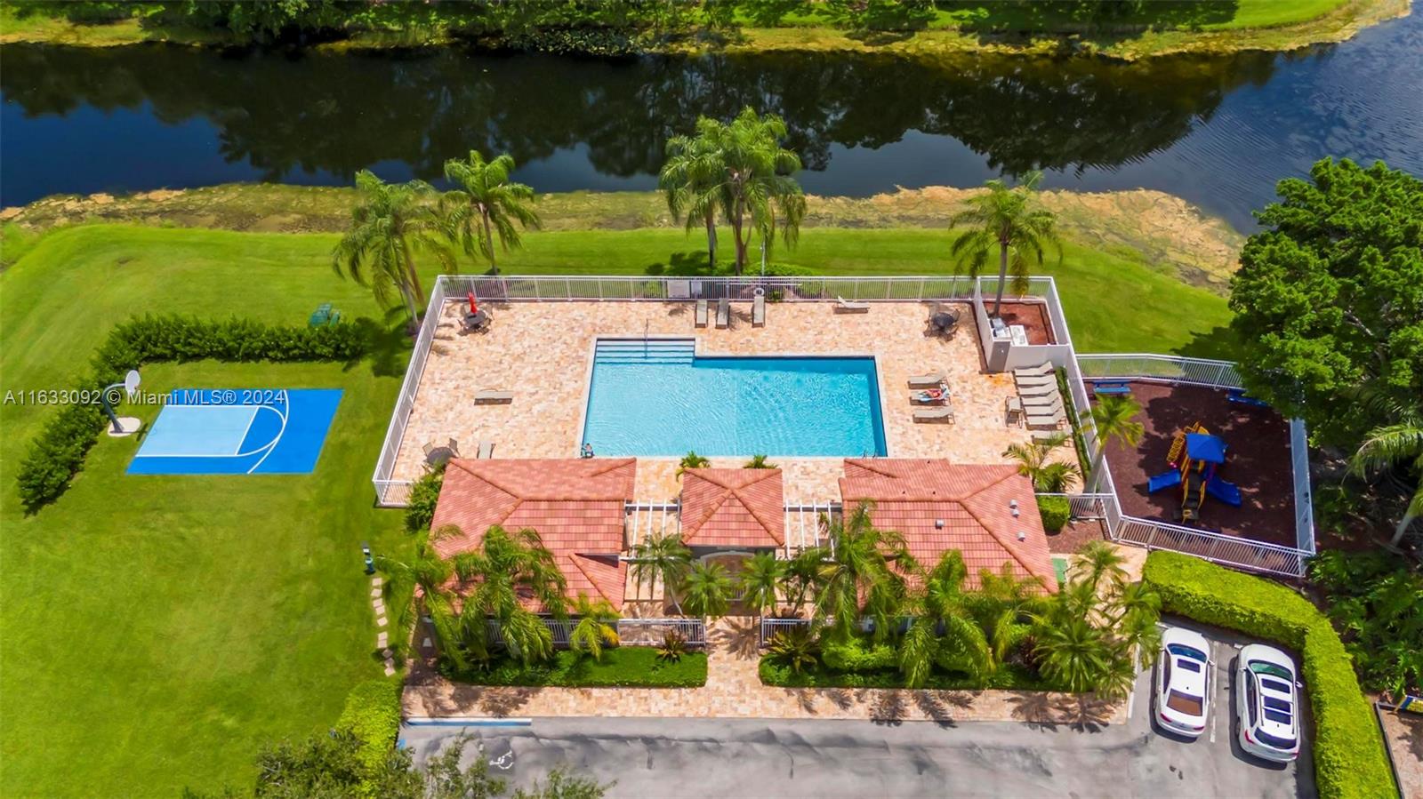 303 Bridgeton Road Weston, FL 33326 - Photo 34 of 49 Gallery Image 34