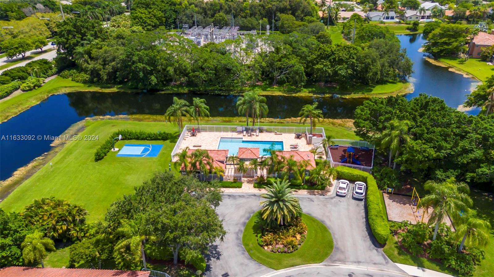 303 Bridgeton Road Weston, FL 33326 - Photo 36 of 49 Gallery Image 36