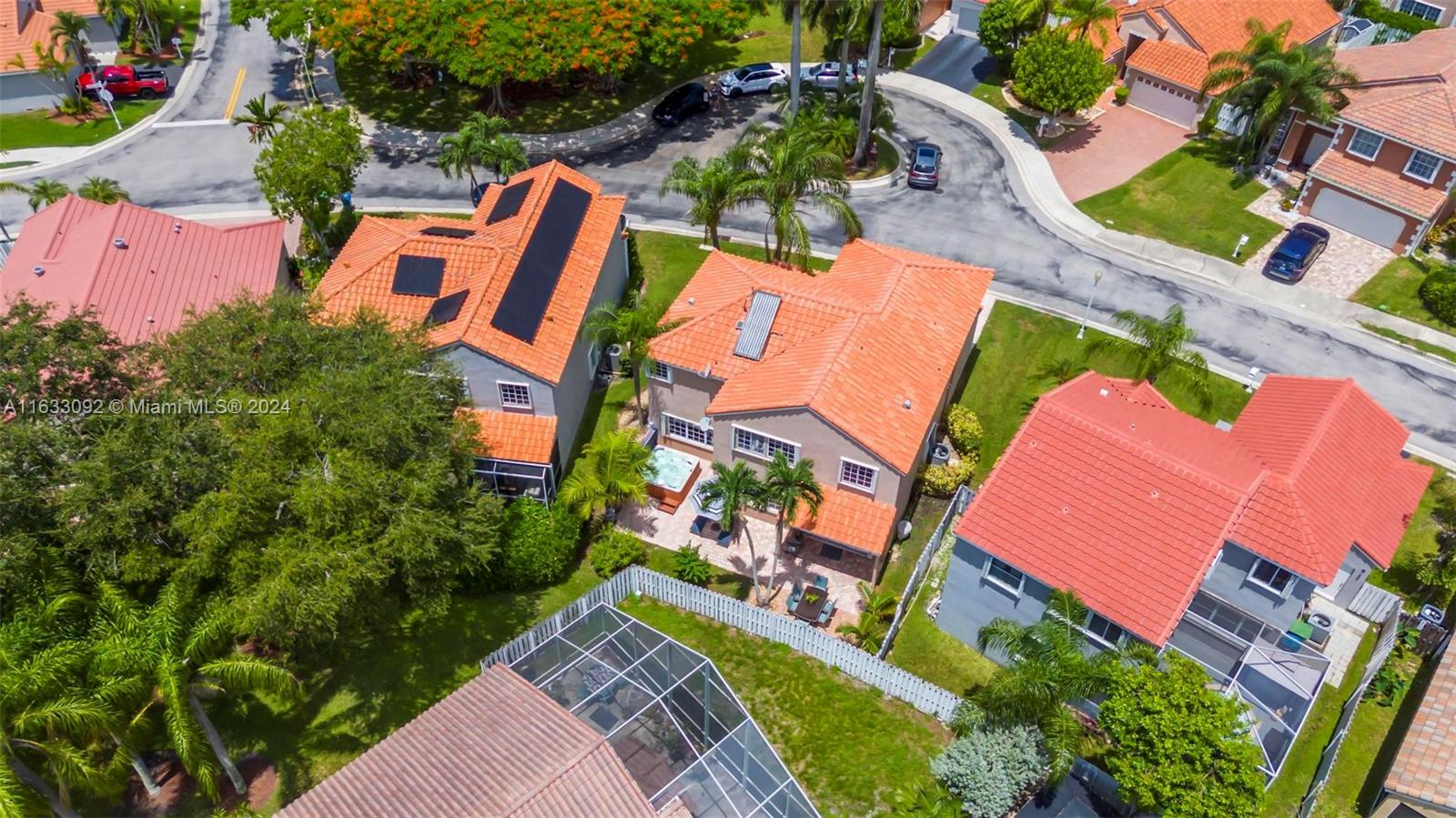 303 Bridgeton Road Weston, FL 33326 - Photo 48 of 49 Gallery Image 48