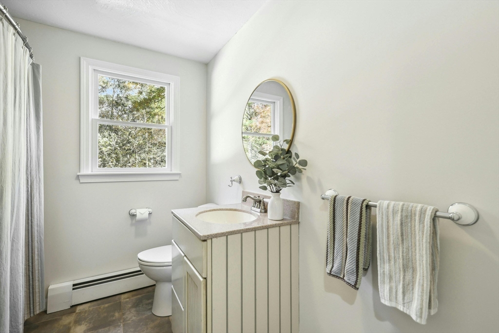 15 Rollingwoods Road Hubbardston, MA 01452 - Photo 9 of 42 Gallery Image 9