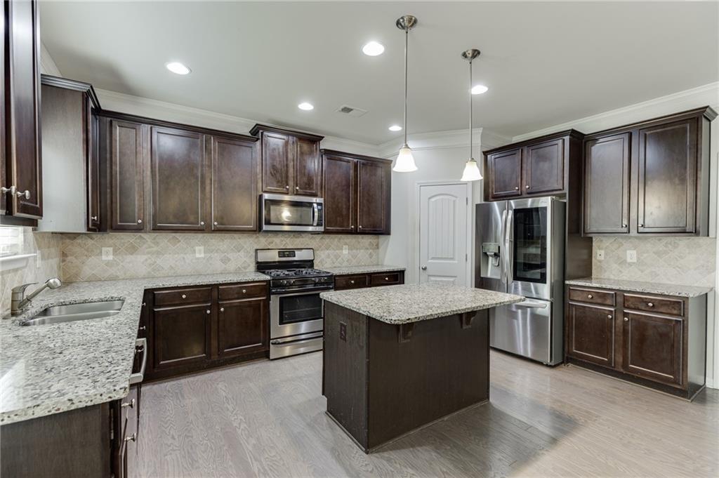 174 Cherokee Reserve Circle Canton, GA 30115 - Photo 15 of 50