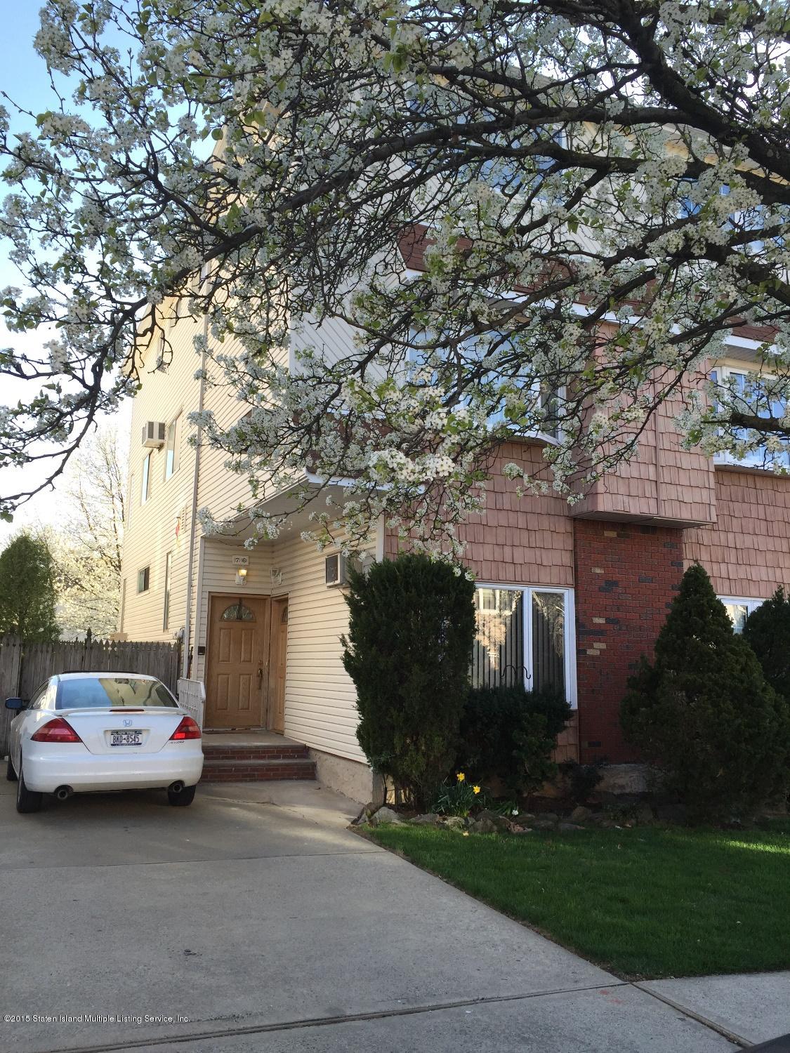 76 Green Valley Road Staten Island, NY 10312 - Photo 3 of 22 IMG_0430