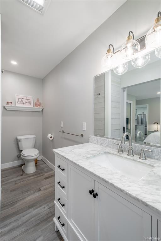 6074 Waldon Road Clarkston, MI 48346 - Photo 15 of 30