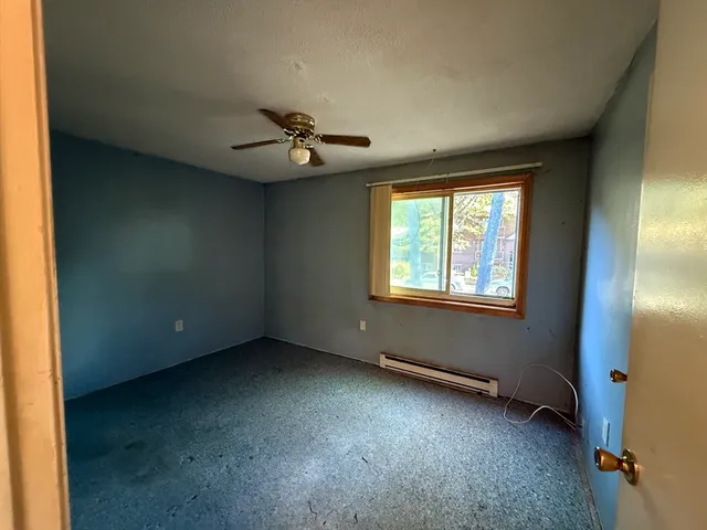 $220,000 | 4 Hazelwood Avenue, Unit 12, Dracut, MA 01826