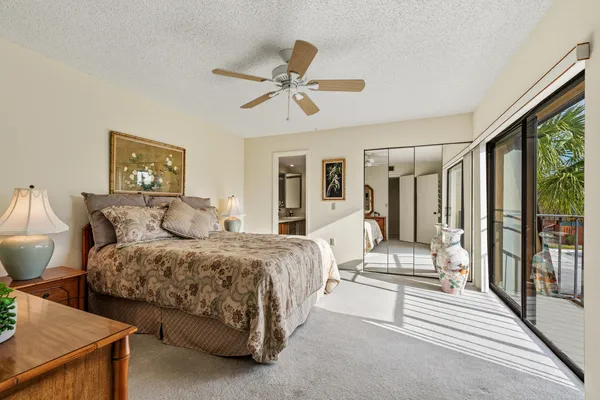 $260,000 | 5720 Southeast Windsong Lane, Unit 326, Stuart, FL 34997