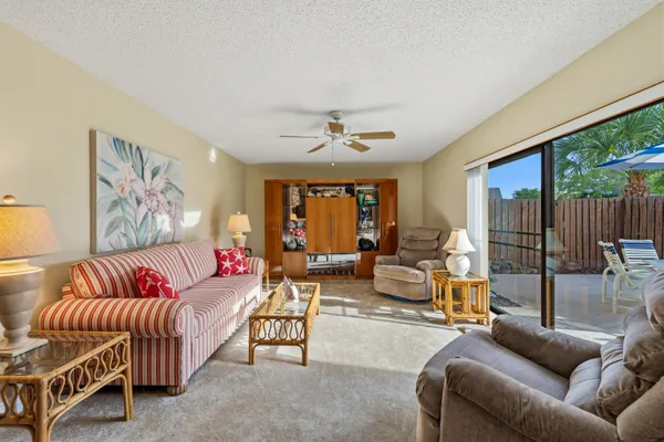 $260,000 | 5720 Southeast Windsong Lane, Unit 326, Stuart, FL 34997