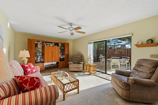 $260,000 | 5720 Southeast Windsong Lane, Unit 326, Stuart, FL 34997