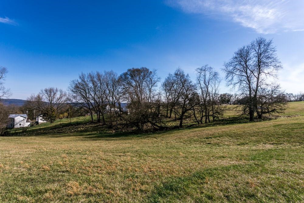 130 Lacey Spring Road Harrisonburg, VA 22802 - Photo 16 of 20 of the property.