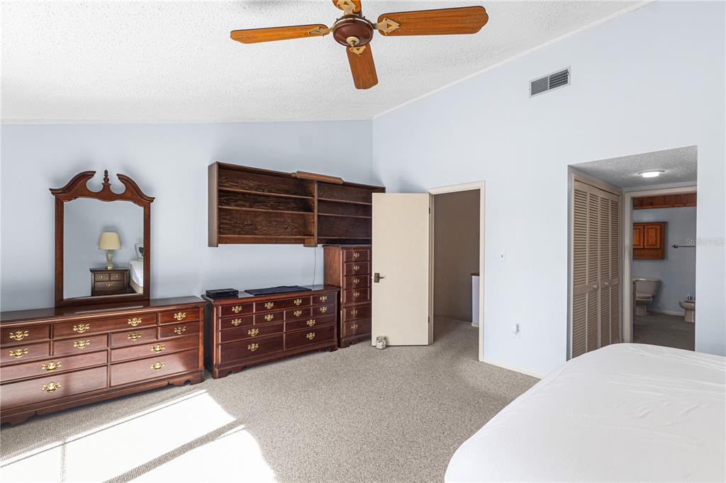 406 Sandy Hook Road Treasure Island, FL 33706 - Photo 20 of 35