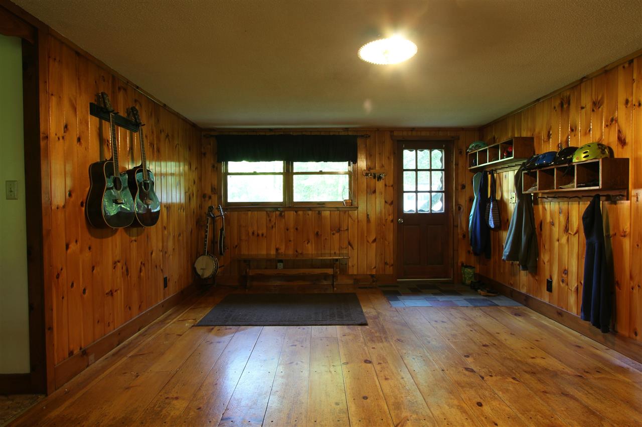 41 Kittredge Road Danville, VT 05828 - Photo 3 of 36