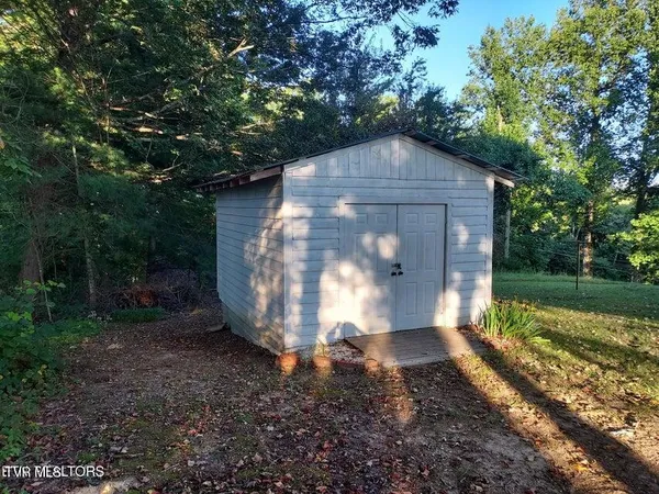 $239,900 | 379 Luther Villa Road, Sneedville, TN 37869