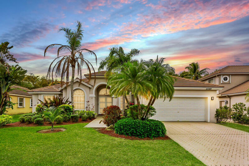 21509 Halstead Drive Boca Raton, FL 33428 - Photo 35 of 53 Dusk