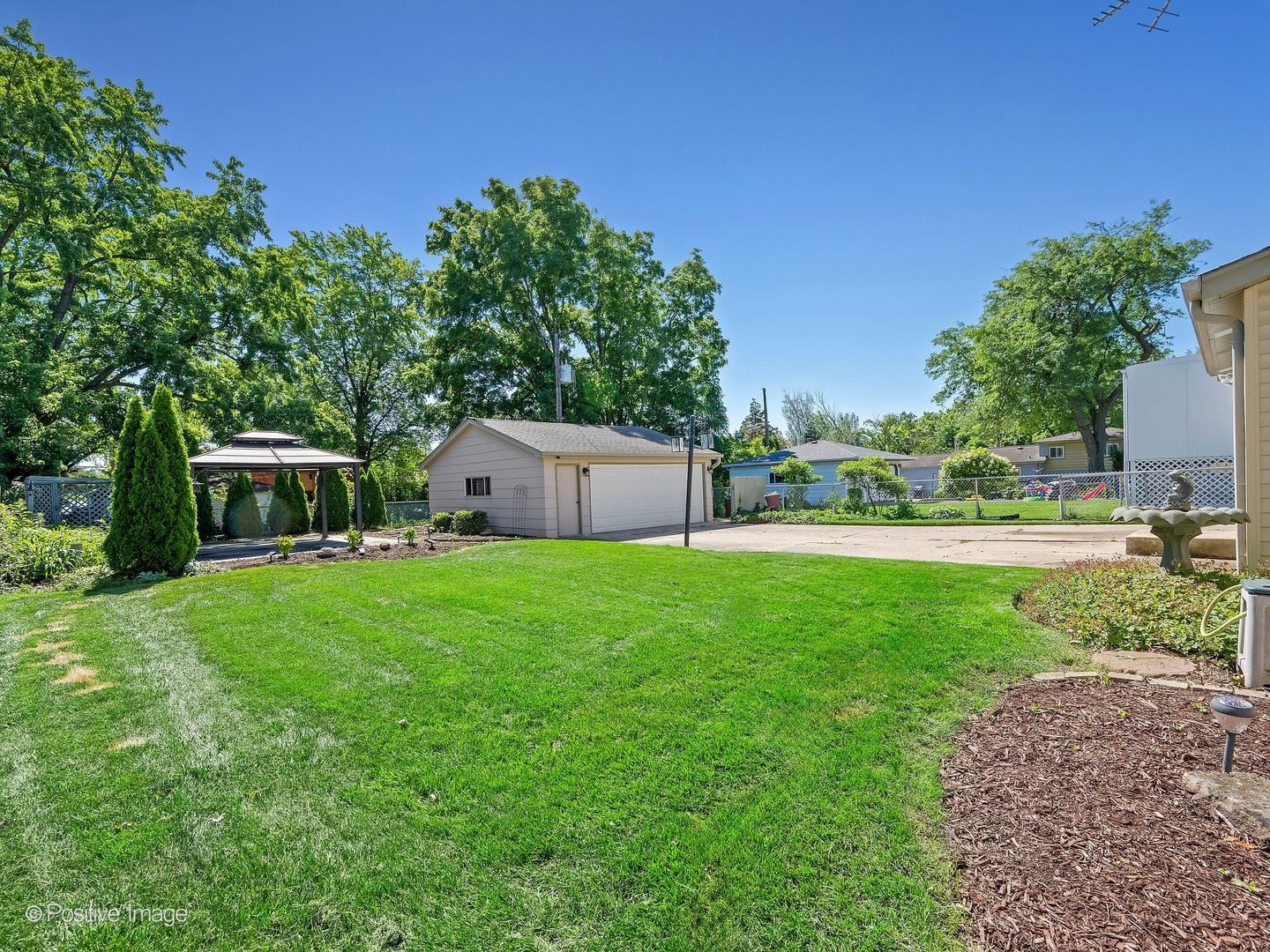 637 North Ellsworth Avenue Addison, IL 60101 - Photo 22 of 26