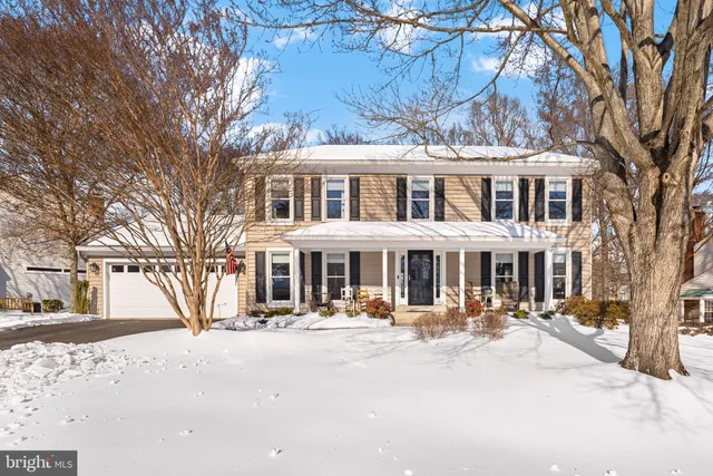$999,950 | 9616 Oakington Drive, Fairfax Station, VA 22039