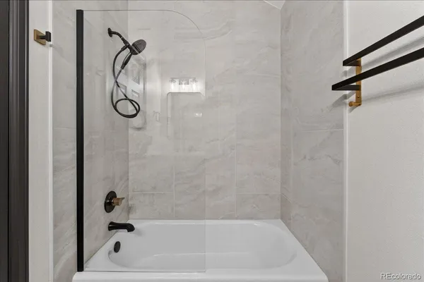 $3,195 | 7635 South Steele Street, Centennial, CO 80122