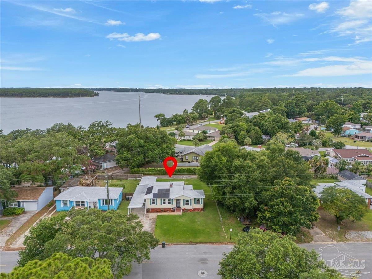 422 Gibbs Road Pensacola, FL 32507 - Photo 7 of 36