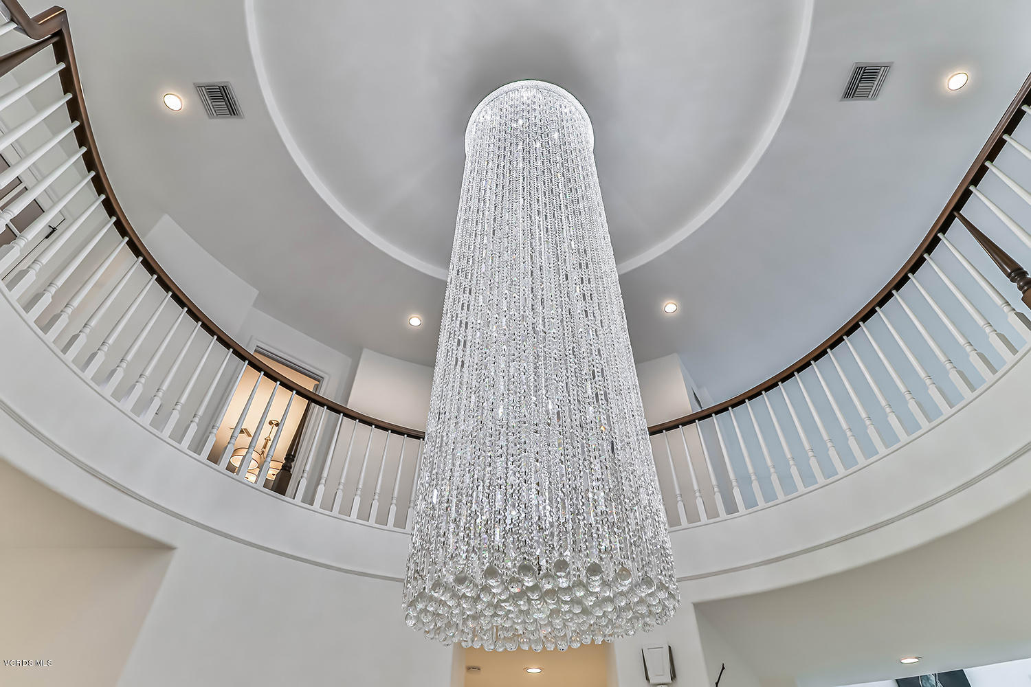 22457 North Summit Ridge Circle Chatsworth, CA 91311 - Photo 6 of 63 cEntry2