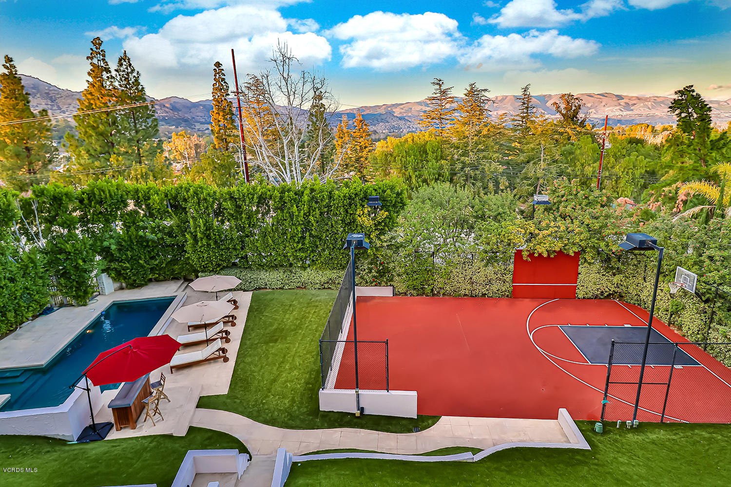 22457 North Summit Ridge Circle Chatsworth, CA 91311 - Photo 58 of 63 nMaster Suite8