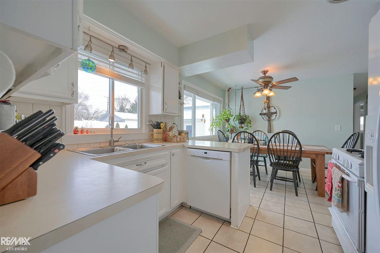 1811 Morley Avenue Rochester Hills, MI 48307 - Photo 11 of 41