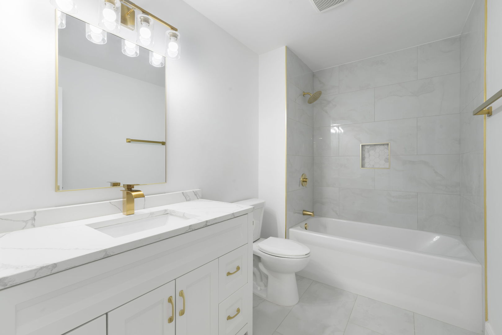 9048 Oneill Drive Burr Ridge, IL 60527 - Photo 13 of 32 a bathroom with a sink a toilet and shower