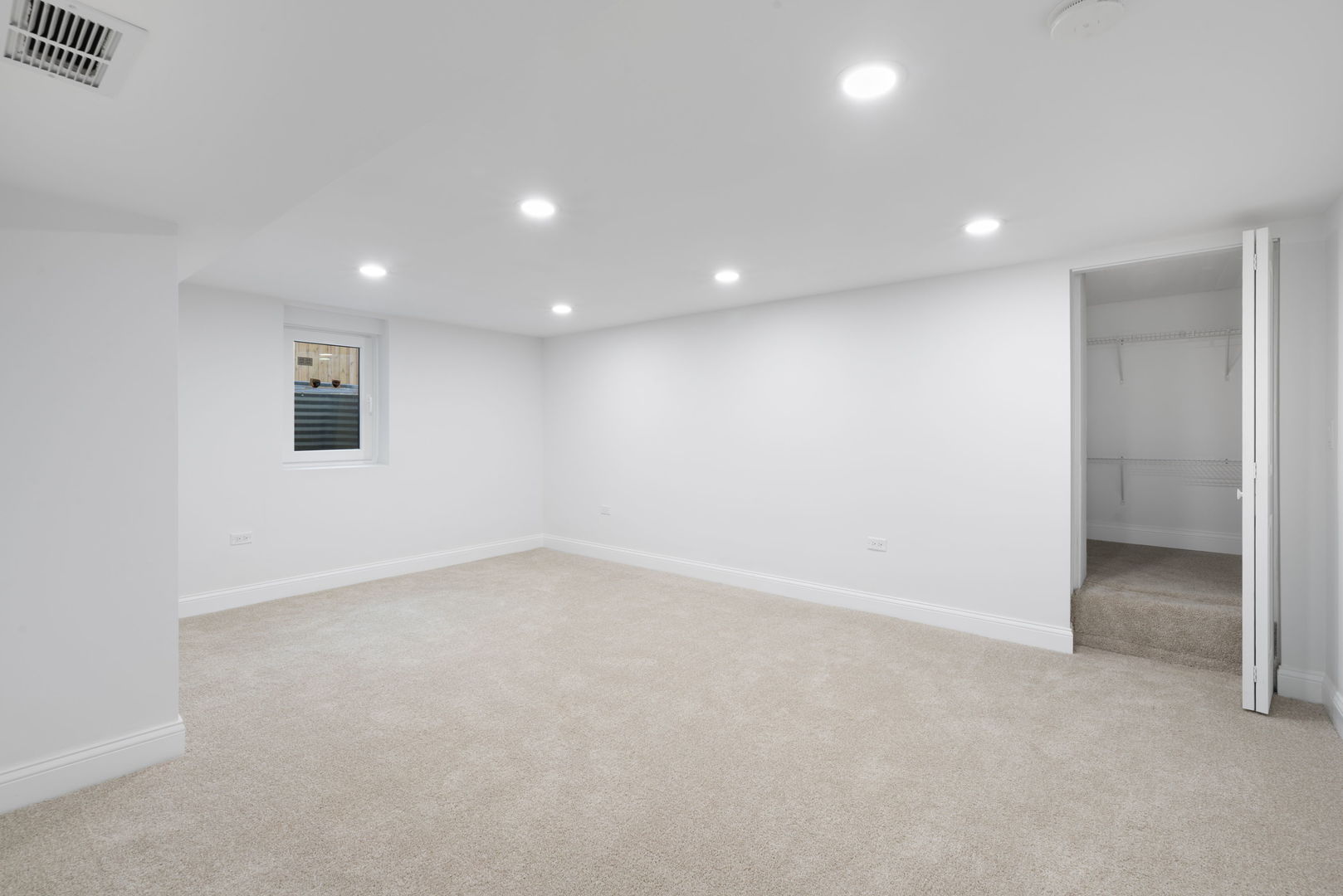 9048 Oneill Drive Burr Ridge, IL 60527 - Photo 23 of 32 an empty room with a empty space and windows