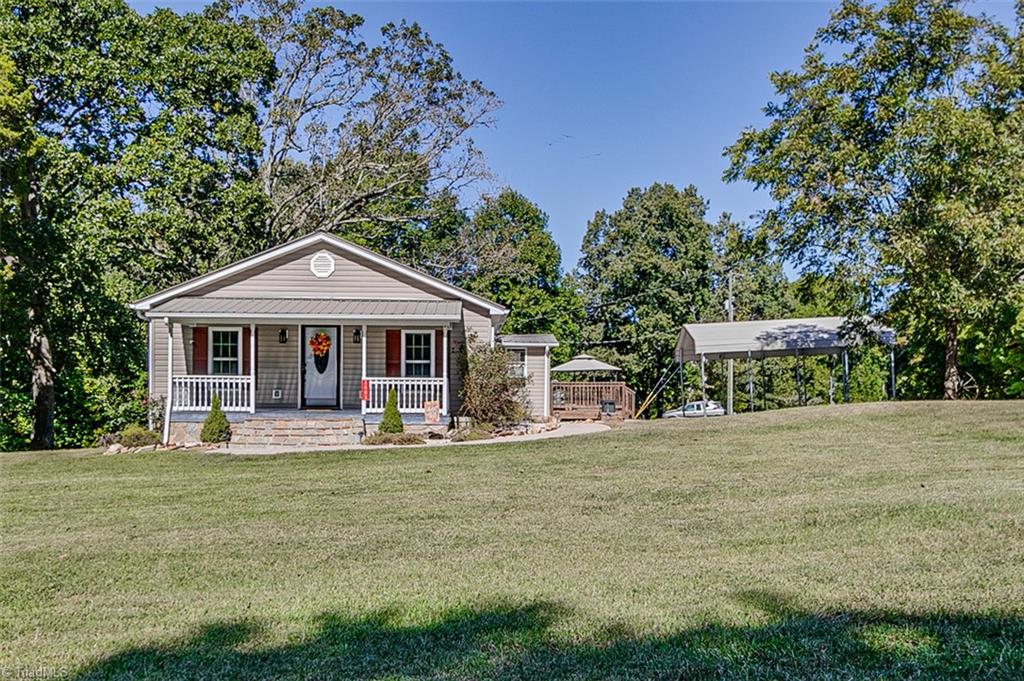 3003 Old Liberty Road Randleman, NC 27317 - Photo 2 of 39 Gallery Image 2