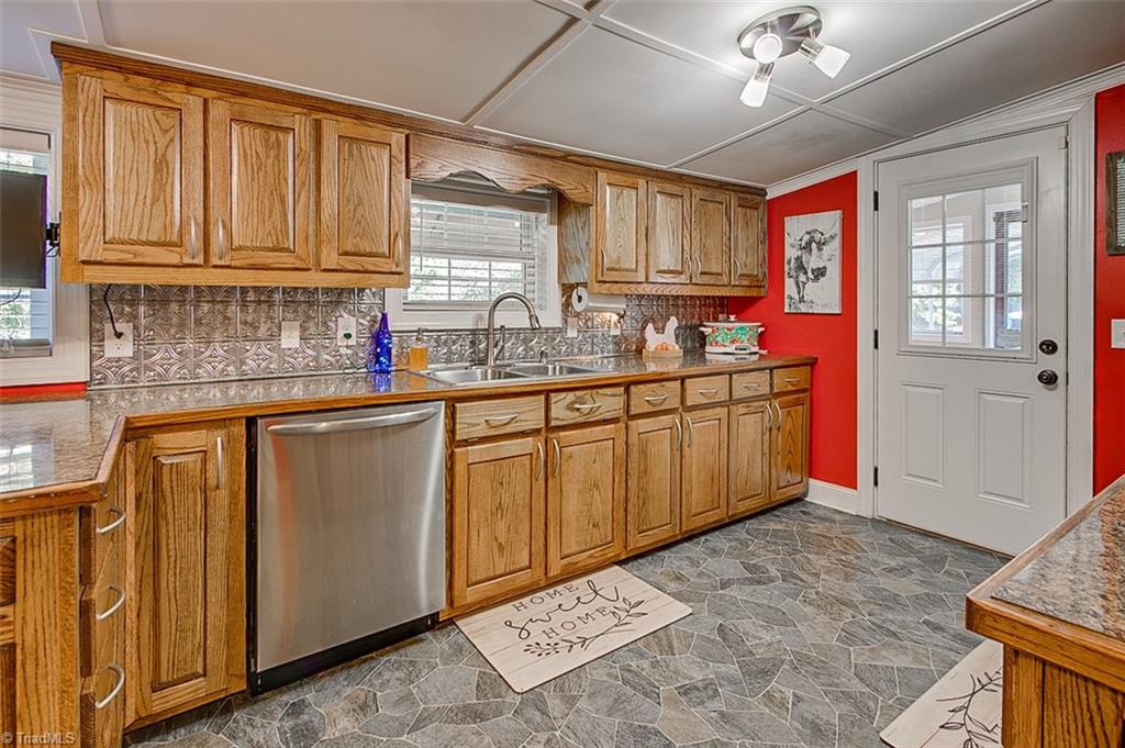 3003 Old Liberty Road Randleman, NC 27317 - Photo 28 of 39 Gallery Image 28