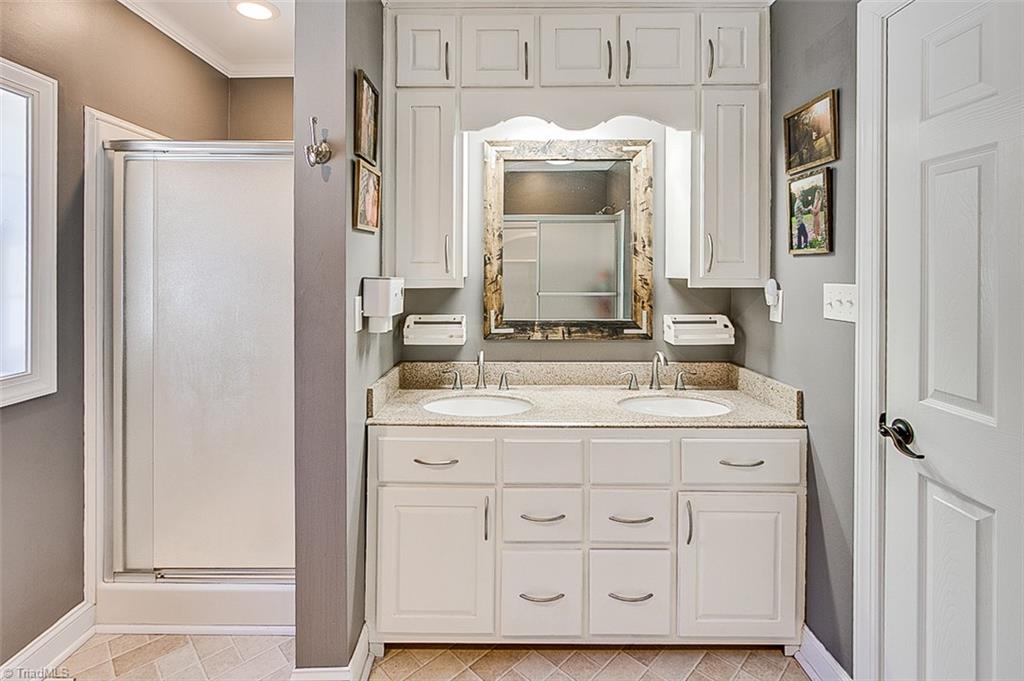 3003 Old Liberty Road Randleman, NC 27317 - Photo 34 of 39 Bathroom