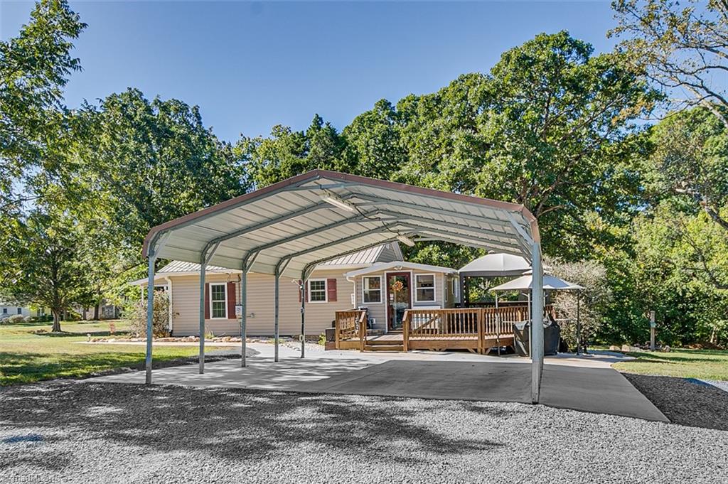 3003 Old Liberty Road Randleman, NC 27317 - Photo 6 of 39 Gallery Image 6